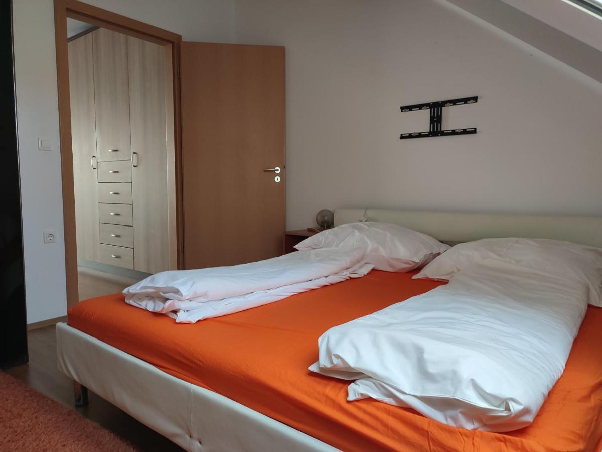 Larix Apartman ชาร์วาร์ ภายนอก รูปภาพ